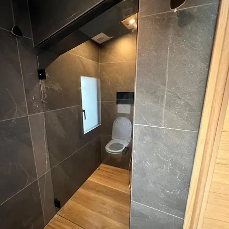 Magnifique Duplex,150 Mt De La Et Centre Ville,clime,wifi Apartamento Bormes-les-Mimosas